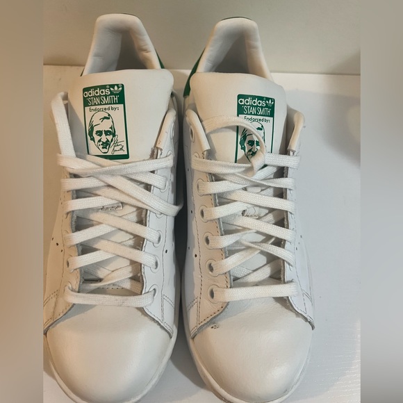 Adidas Stan Smith. Size 5.5 - Picture 4 of 4